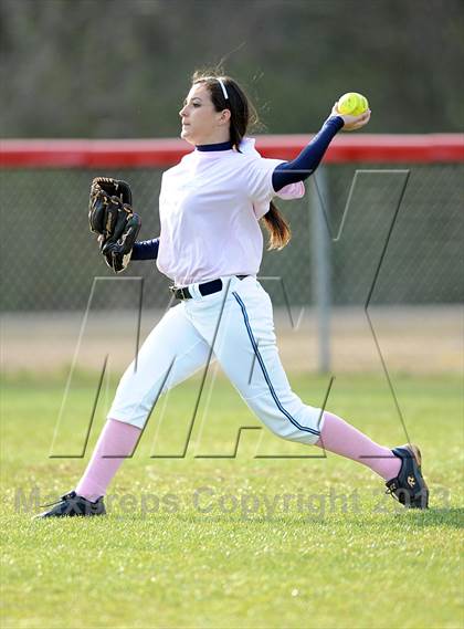 Thumbnail 2 in Bob Jones vs. James Clemens photogallery.