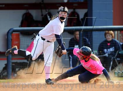 Thumbnail 2 in Bob Jones vs. James Clemens photogallery.
