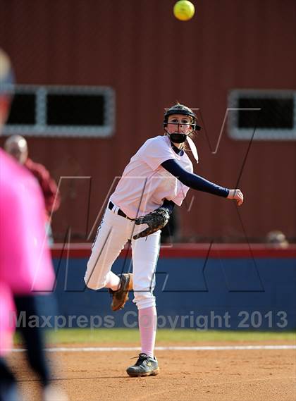 Thumbnail 1 in Bob Jones vs. James Clemens photogallery.