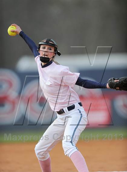 Thumbnail 3 in Bob Jones vs. James Clemens photogallery.