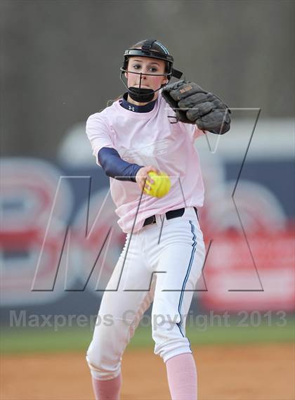 Thumbnail 2 in Bob Jones vs. James Clemens photogallery.