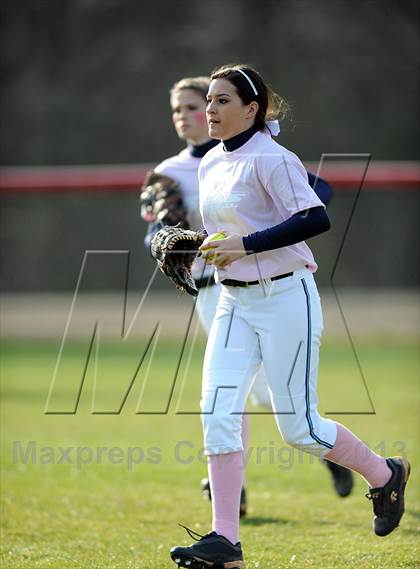 Thumbnail 1 in Bob Jones vs. James Clemens photogallery.