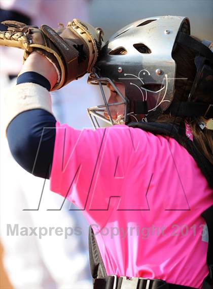 Thumbnail 2 in Bob Jones vs. James Clemens photogallery.