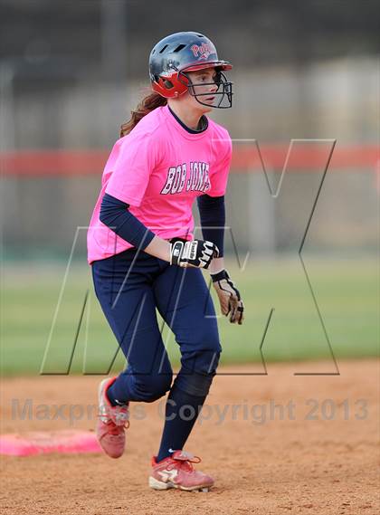 Thumbnail 2 in Bob Jones vs. James Clemens photogallery.