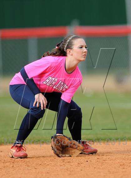 Thumbnail 3 in Bob Jones vs. James Clemens photogallery.