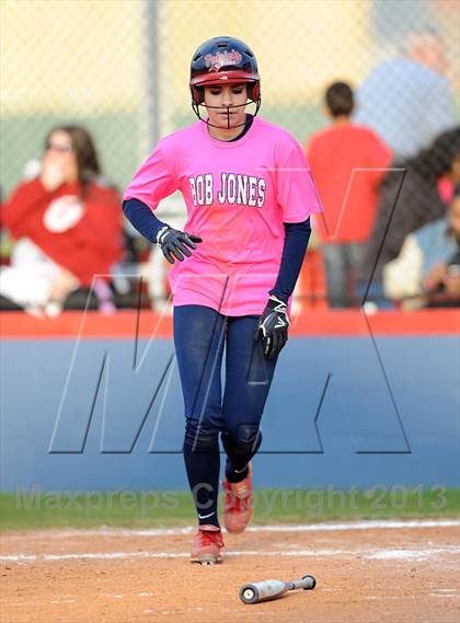 Thumbnail 2 in Bob Jones vs. James Clemens photogallery.