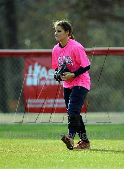 Thumbnail 1 in Bob Jones vs. James Clemens photogallery.