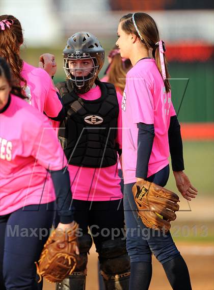 Thumbnail 1 in Bob Jones vs. James Clemens photogallery.