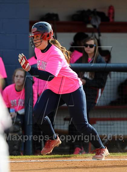Thumbnail 2 in Bob Jones vs. James Clemens photogallery.