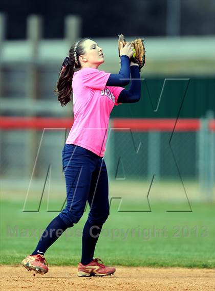Thumbnail 1 in Bob Jones vs. James Clemens photogallery.