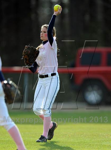 Thumbnail 2 in Bob Jones vs. James Clemens photogallery.