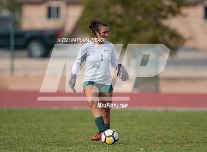 Thumbnail 2 in Los Alamos @ Sandia Prep photogallery.