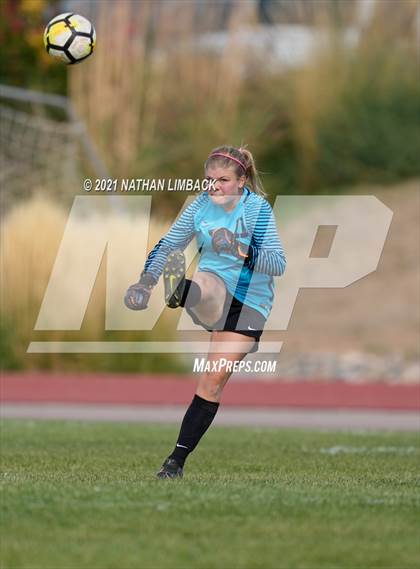 Thumbnail 3 in Los Alamos @ Sandia Prep photogallery.