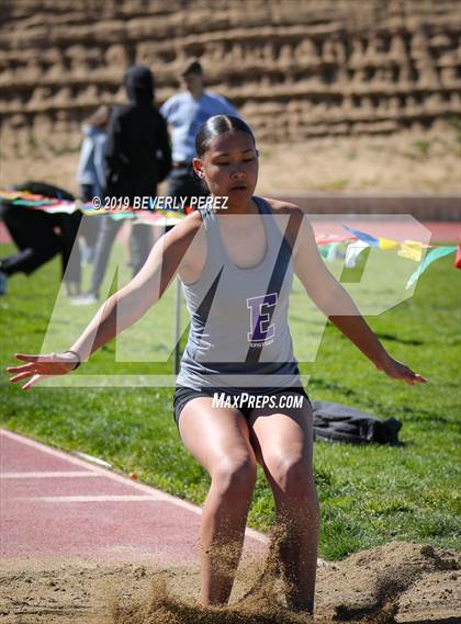 Thumbnail 2 in Highland vs Littlerock vs Eastside (Hurdles, Long Jump and 400m) photogallery.