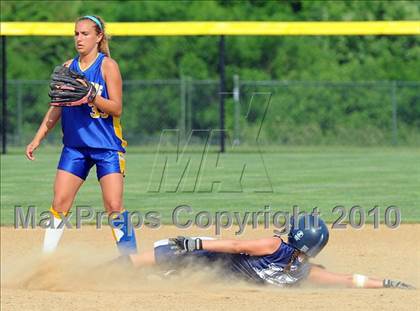 Thumbnail 3 in Muhlenberg vs West York (AAA Quarterfinals) photogallery.