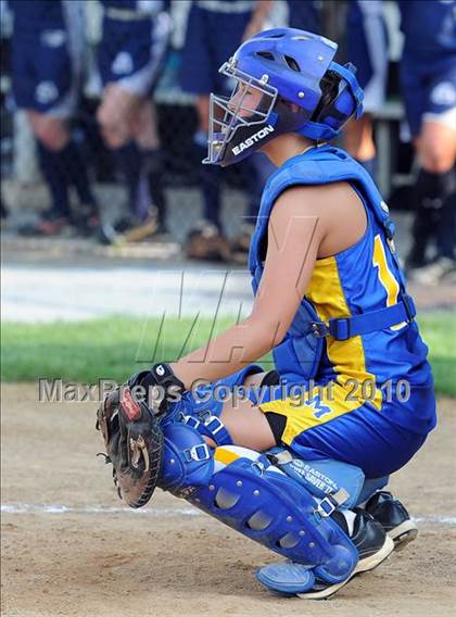 Thumbnail 1 in Muhlenberg vs West York (AAA Quarterfinals) photogallery.