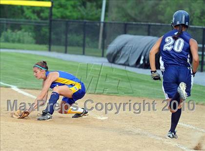 Thumbnail 3 in Muhlenberg vs West York (AAA Quarterfinals) photogallery.