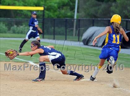 Thumbnail 2 in Muhlenberg vs West York (AAA Quarterfinals) photogallery.