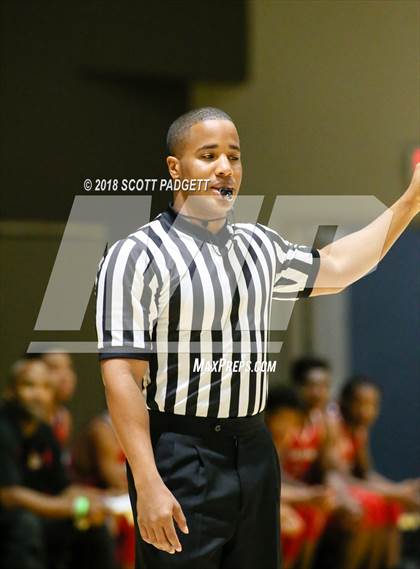 Thumbnail 1 in San Bernardino vs. Chaparral (Rancho Christian Basketball Showcase) photogallery.