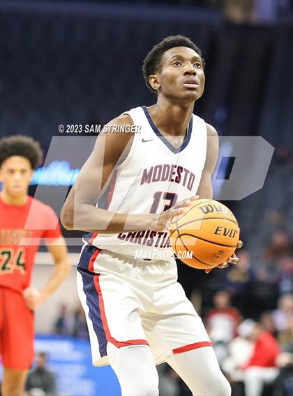 Thumbnail 2 in Jesuit vs. Modesto Christian (CIF SJS Division 1 Final) photogallery.