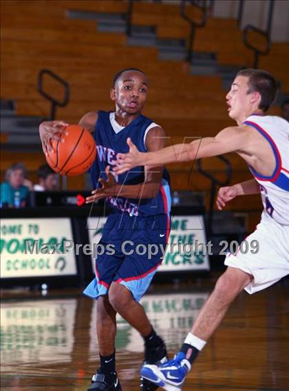 Thumbnail 2 in Westlake vs West Monroe (McDonalds Texas Invitational) photogallery.