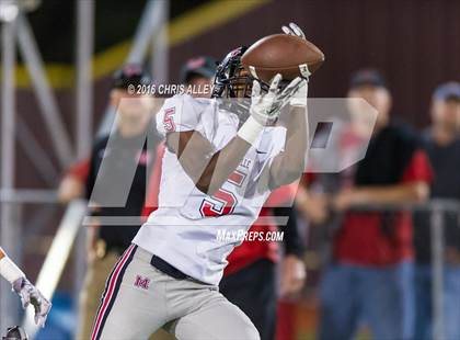 Thumbnail 2 in Maryville @ Dobyns-Bennett photogallery.