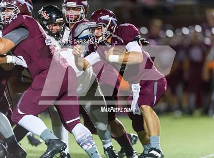 Thumbnail 3 in Maryville @ Dobyns-Bennett photogallery.
