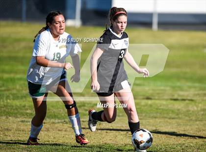Thumbnail 2 in Mar Vista vs Ramona (Baron's Tournament) photogallery.