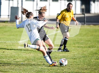 Thumbnail 2 in Mar Vista vs Ramona (Baron's Tournament) photogallery.