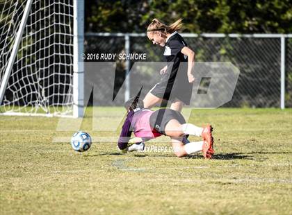 Thumbnail 3 in Mar Vista vs Ramona (Baron's Tournament) photogallery.