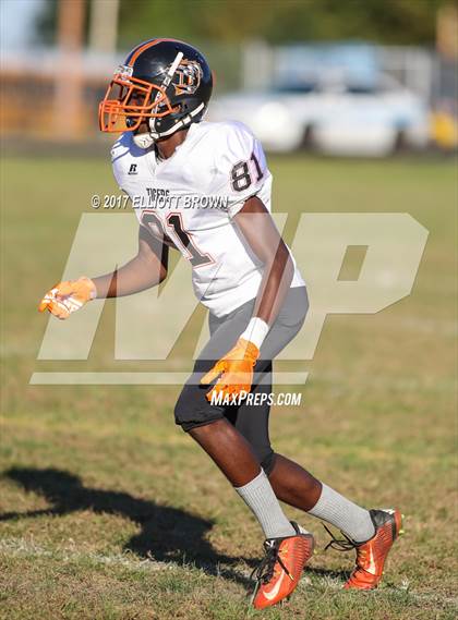 Thumbnail 2 in DuVal @ High Point photogallery.