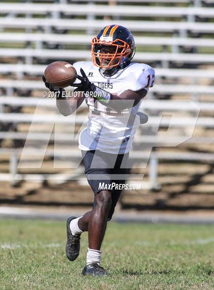 Thumbnail 3 in DuVal @ High Point photogallery.