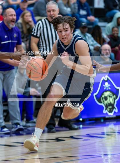 Thumbnail 2 in Mill Valley vs Piper (810 Varsity Showcase #39) photogallery.