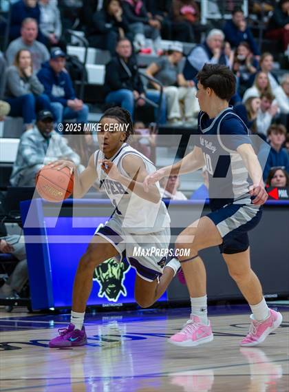 Thumbnail 1 in Mill Valley vs Piper (810 Varsity Showcase #39) photogallery.