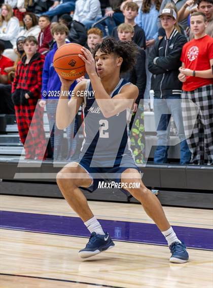Thumbnail 1 in Mill Valley vs Piper (810 Varsity Showcase #39) photogallery.