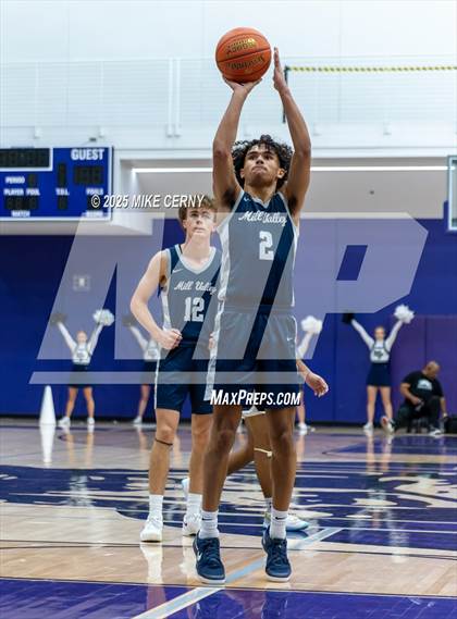 Thumbnail 1 in Mill Valley vs Piper (810 Varsity Showcase #39) photogallery.