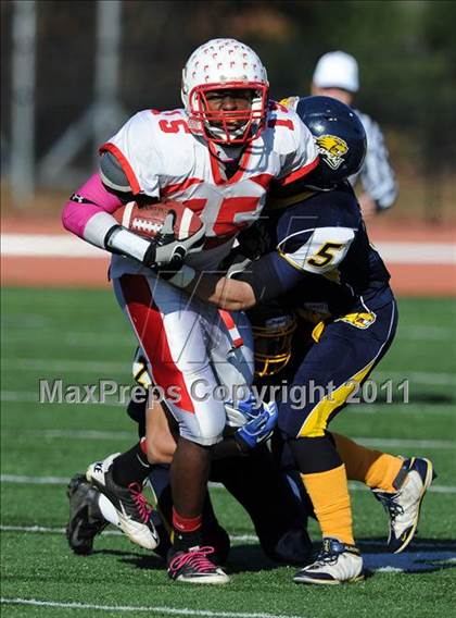 Thumbnail 3 in Springfield Commerce vs. Putnam Tech (MIAA Division 2 West Final) photogallery.