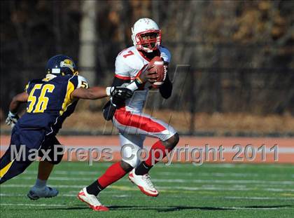 Thumbnail 3 in Springfield Commerce vs. Putnam Tech (MIAA Division 2 West Final) photogallery.