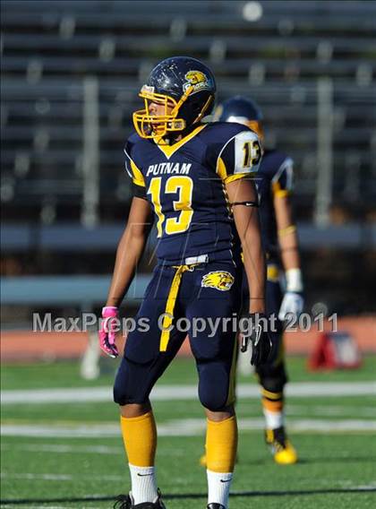 Thumbnail 2 in Springfield Commerce vs. Putnam Tech (MIAA Division 2 West Final) photogallery.