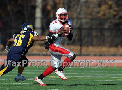 Thumbnail 1 in Springfield Commerce vs. Putnam Tech (MIAA Division 2 West Final) photogallery.