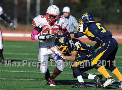 Thumbnail 3 in Springfield Commerce vs. Putnam Tech (MIAA Division 2 West Final) photogallery.