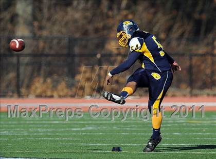 Thumbnail 1 in Springfield Commerce vs. Putnam Tech (MIAA Division 2 West Final) photogallery.
