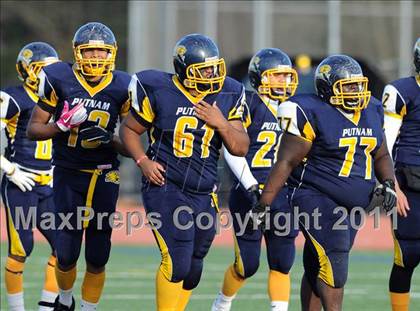 Thumbnail 1 in Springfield Commerce vs. Putnam Tech (MIAA Division 2 West Final) photogallery.