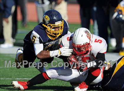 Thumbnail 3 in Springfield Commerce vs. Putnam Tech (MIAA Division 2 West Final) photogallery.