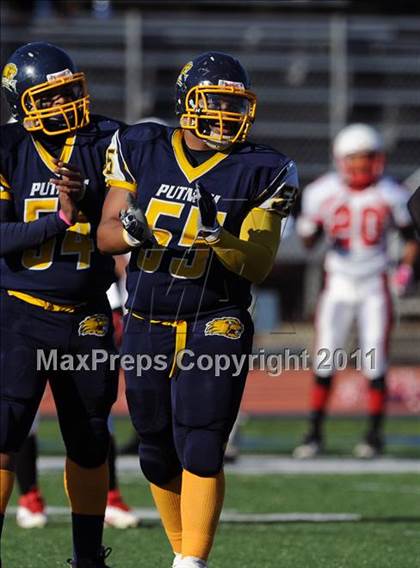 Thumbnail 3 in Springfield Commerce vs. Putnam Tech (MIAA Division 2 West Final) photogallery.