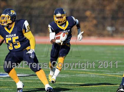 Thumbnail 3 in Springfield Commerce vs. Putnam Tech (MIAA Division 2 West Final) photogallery.