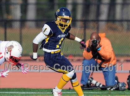 Thumbnail 1 in Springfield Commerce vs. Putnam Tech (MIAA Division 2 West Final) photogallery.