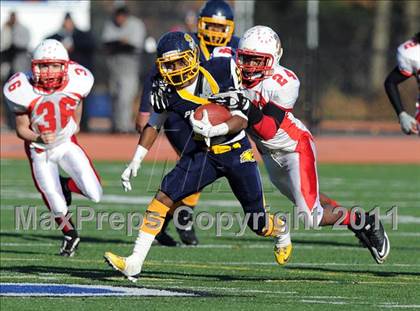 Thumbnail 1 in Springfield Commerce vs. Putnam Tech (MIAA Division 2 West Final) photogallery.
