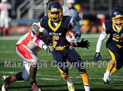 Thumbnail 2 in Springfield Commerce vs. Putnam Tech (MIAA Division 2 West Final) photogallery.