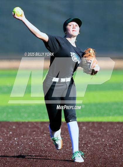 Thumbnail 3 in Canton vs Grand Saline photogallery.